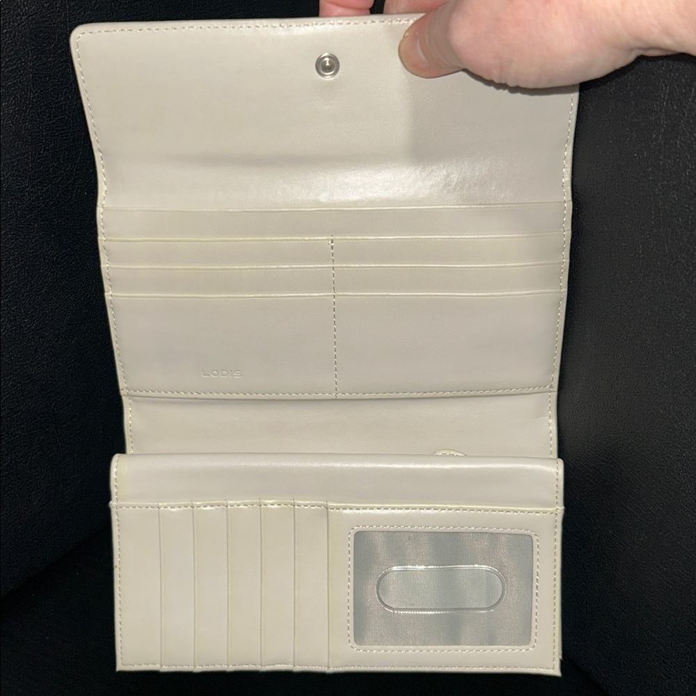 Lodis Wallet - Picture 3 of 8